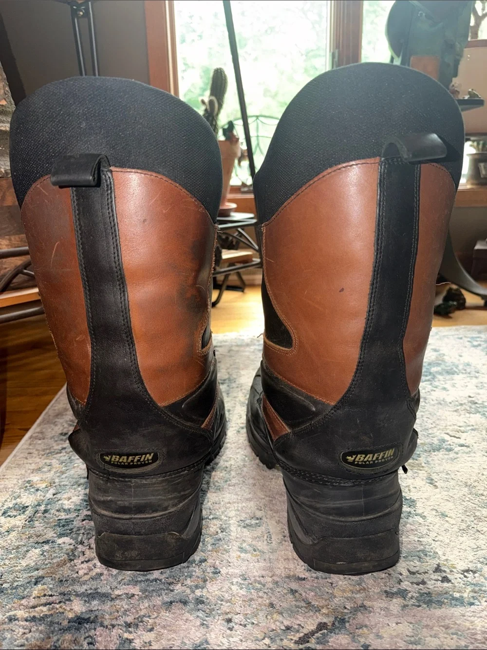 Baffin men apex